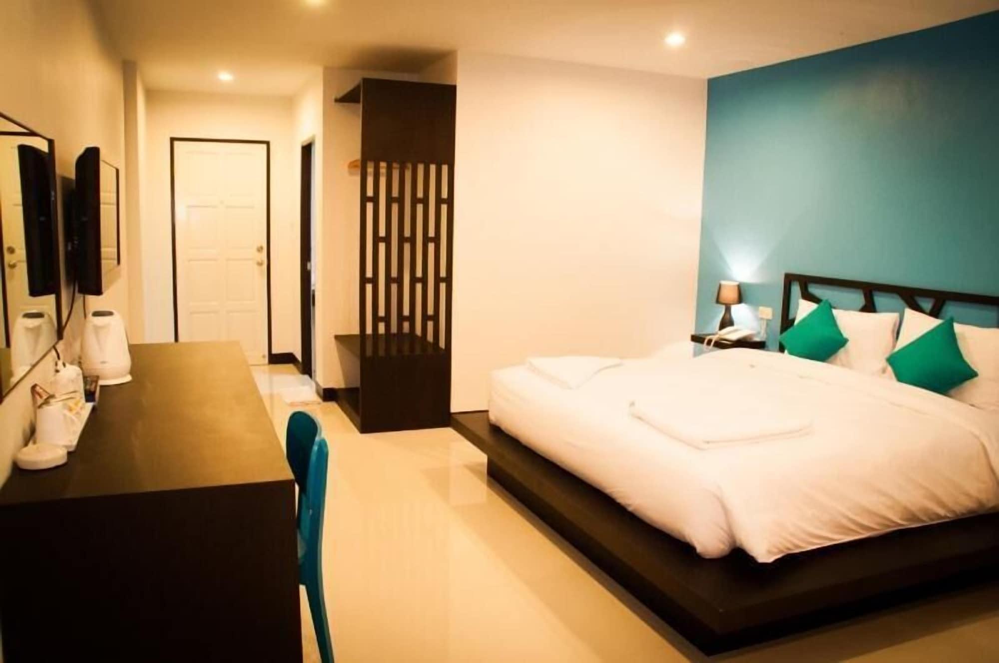 Sleep Whale Hotel Krabi town Esterno foto