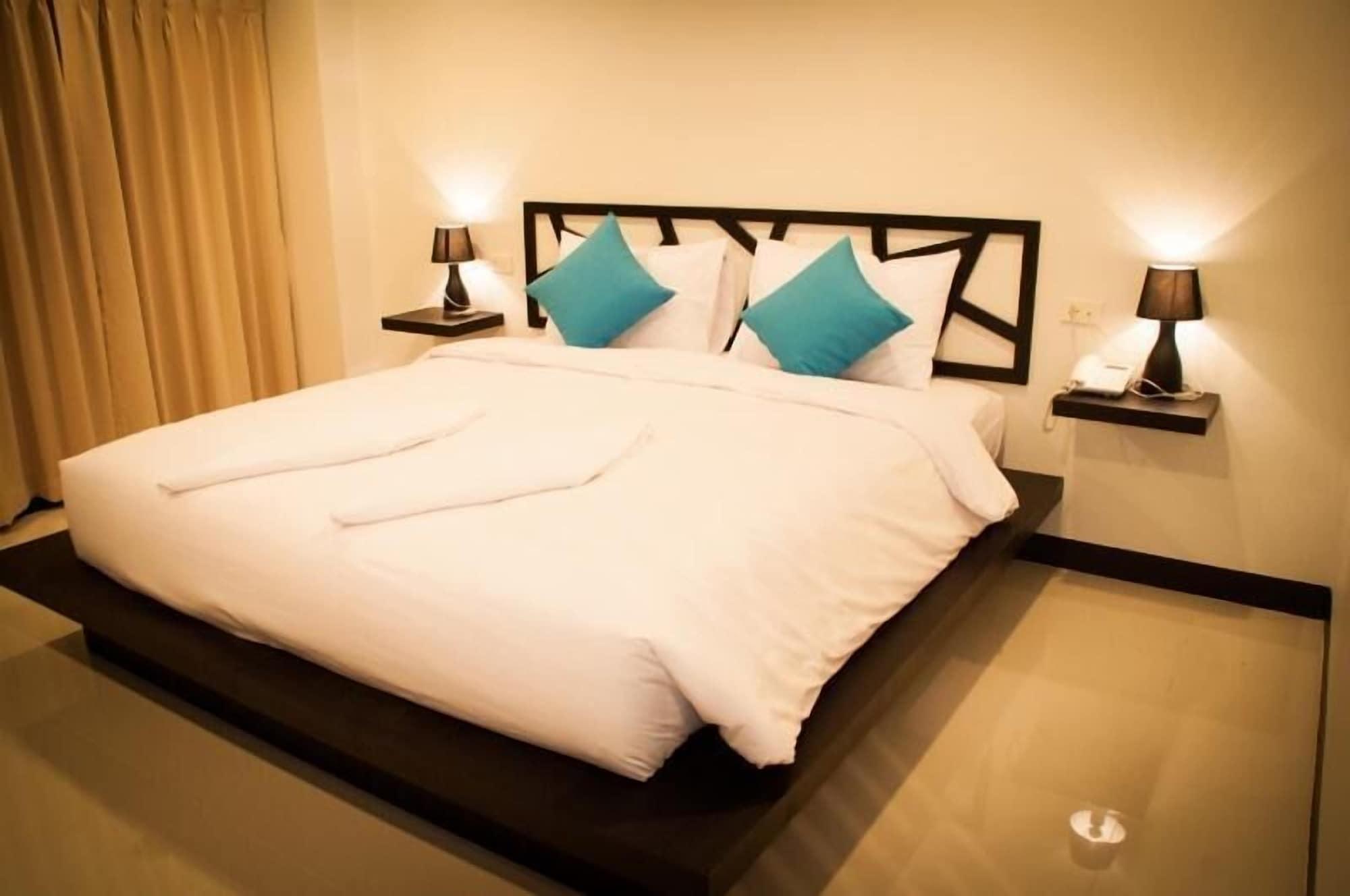 Sleep Whale Hotel Krabi town Esterno foto