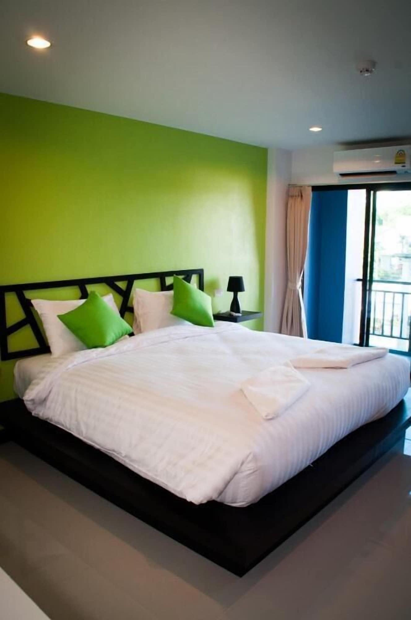Sleep Whale Hotel Krabi town Esterno foto