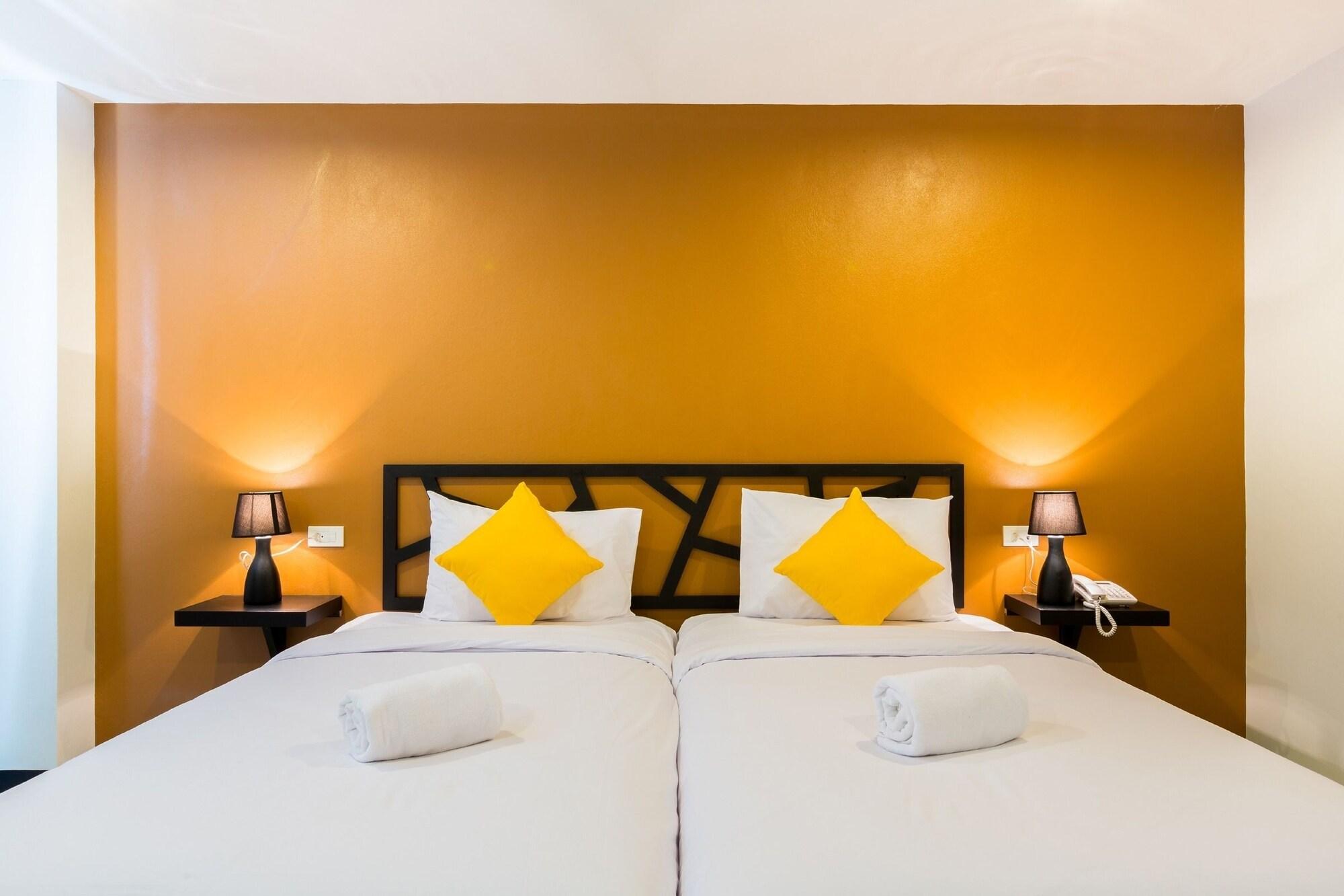 Sleep Whale Hotel Krabi town Esterno foto