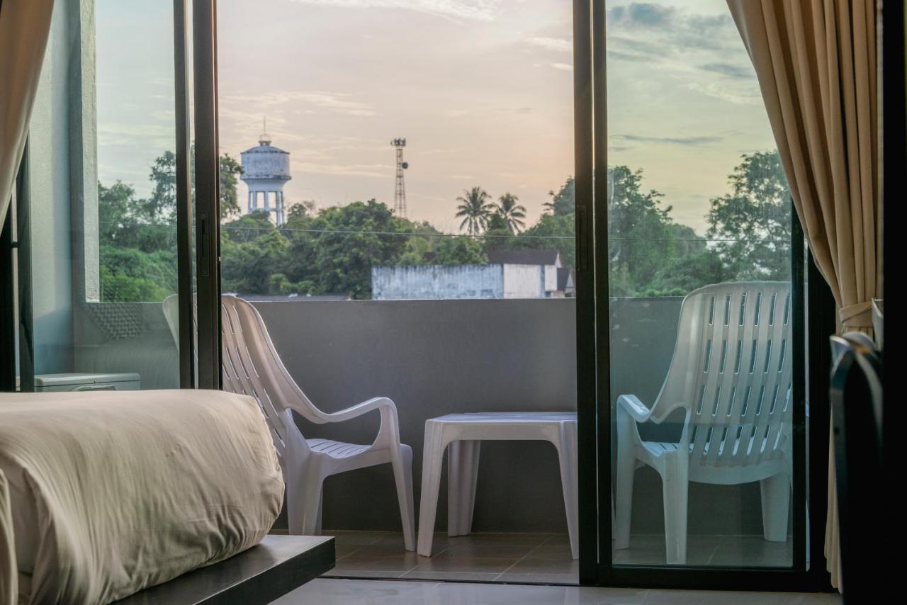 Sleep Whale Hotel Krabi town Esterno foto