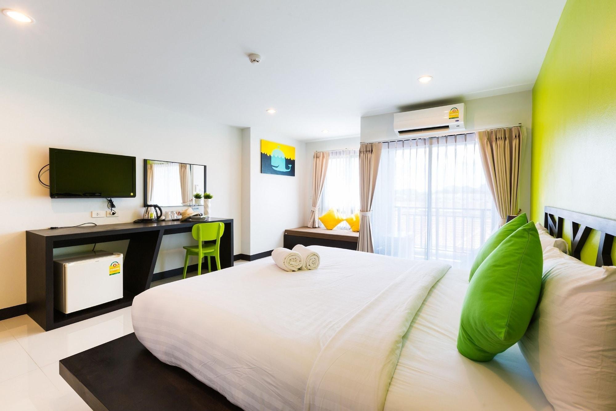 Sleep Whale Hotel Krabi town Esterno foto