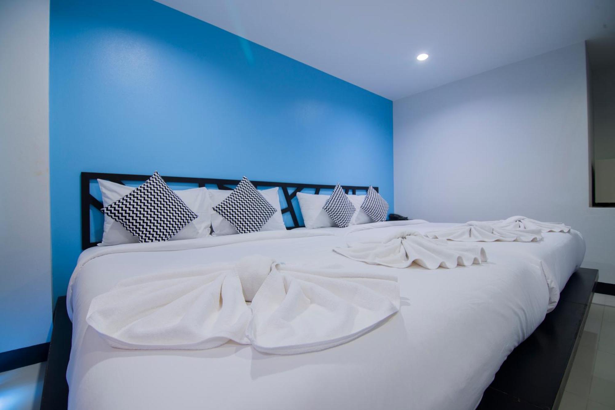 Sleep Whale Hotel Krabi town Esterno foto