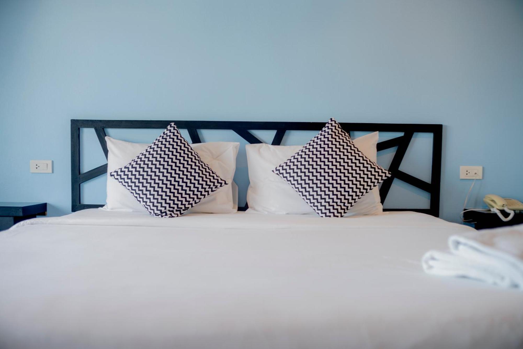 Sleep Whale Hotel Krabi town Esterno foto